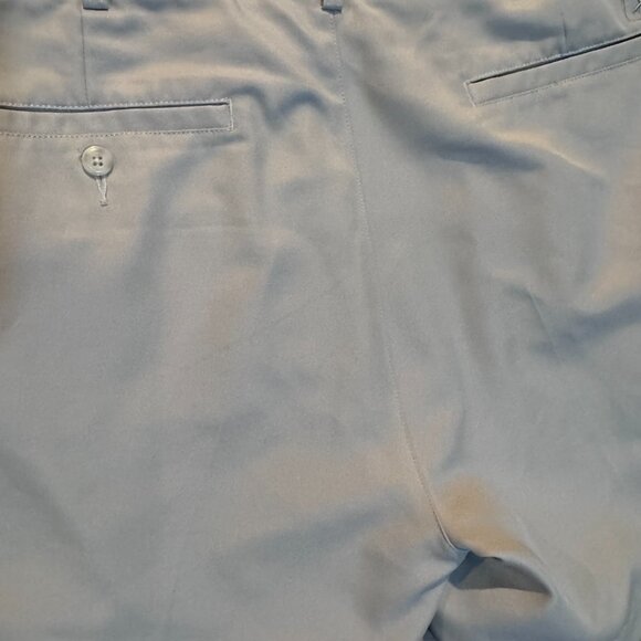 PGA Tour Men’s Golf Shorts Beige Flat Front Size 36W Performance - Picture 6 of 6